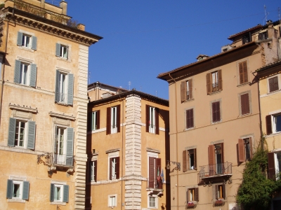 Häuserfassaden in Rom