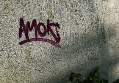 AMOK *