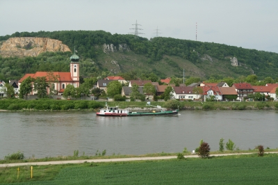 Tankschiff auf der Donau