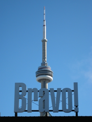CN Tower Toronto Bravo