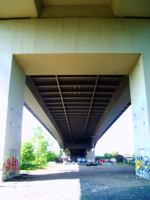 Autobahnbrücke 1