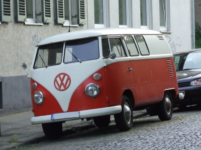 Alter VW Bus
