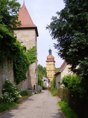 Hinter der Stadtmauer in Dinkelsbühl
