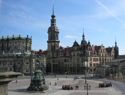 Dresden: Blick auf Hofkirche und Residenzschloss
