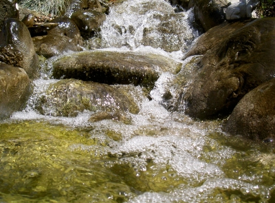 Wasser , kühl und nass