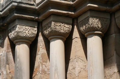 Romanische Säulen