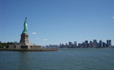 Statue of Liberty mit Blick auf Manhattan