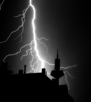 Blitz über Frankfurt