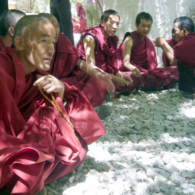 Novizenunterricht in der Nähe von Lhasa ( Tibet )