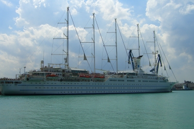 Im Hafen von Ancona