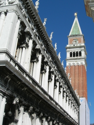 Der Campanile in Venedig