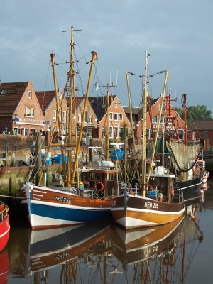 Neuharlingersiel_Kutterhafen_001