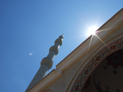 strahlende Moschee von Manavgat