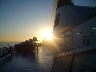 Sonnenaufgang auf dem Meer