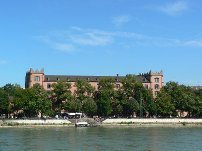 Uferpromenade in Basel-Stadt