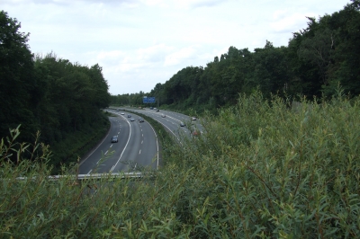 Autobahn im Grünen