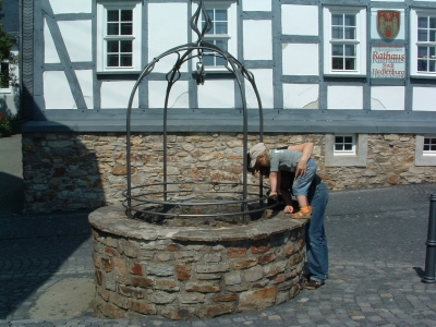 "Brunnengucker"