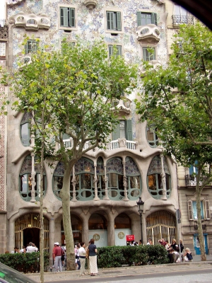 Knochenhaus von Gaudi............