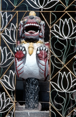 Drache an Tempel in Kathmandu