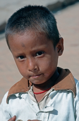 kleiner Junge in Nepal