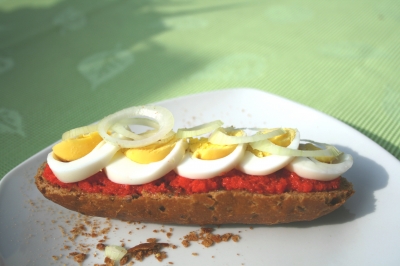 Katerfrühstück mit Seelachs und Ei