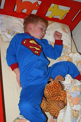 Auch Superman muß mal schlafen.....; )))