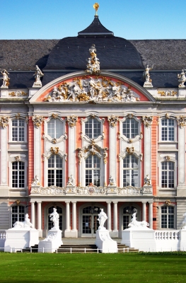 Kurfürstliches Paöais Trier, Eingangsbereich
