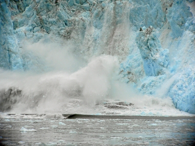 Alaska - Aialik Gletscher - Der Gletscher kalbt