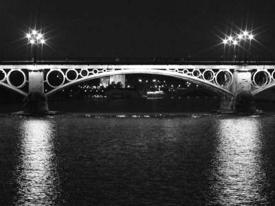 Brücke Sevilla s/w