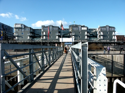 Brücke zum Cityhafen