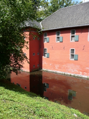 Schloss mit Schlossgraben