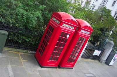 Die schiefen Telefonzellen von London
