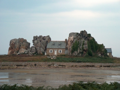 Haus im Felsen