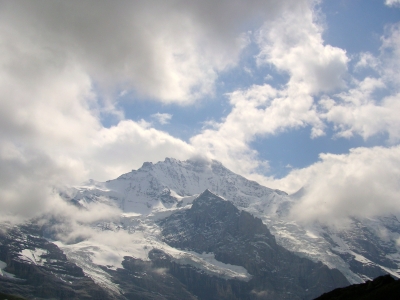Jungfrau in Wolken