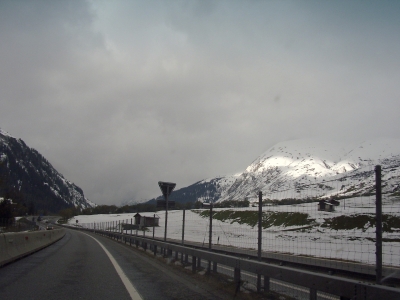 Auf der Schweizer Autobahn