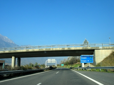 Auf der Autobahn 2