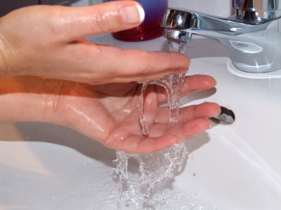 Hände in Unschuld waschen