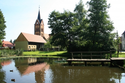 Kirche am Schlosspark