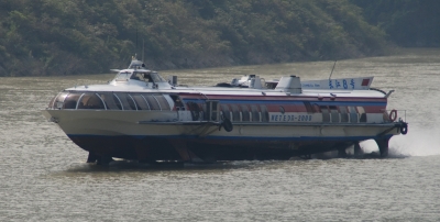 Tragflächenboot auf dem Jangtse