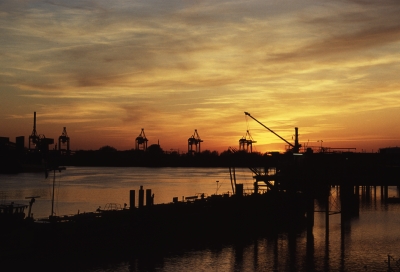 Hafen im Rotlicht