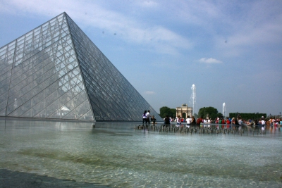 Louvre unter Wasser