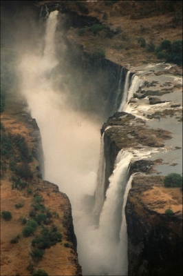 Die Victoria Wasserfälle aus der Luft