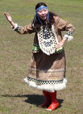 Tanz einer Buriatin in Ulan Ude