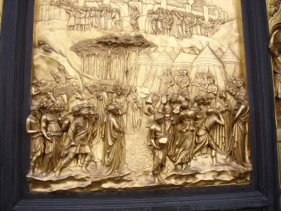 Einzelrelief der Goldenen Tür von der Kathetrale in Florenz / 2