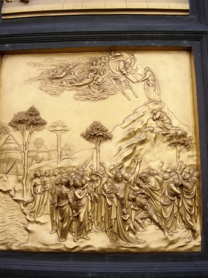 Einzelrelief der Goldenen Tür von der Kathetrale in Florenz / 3