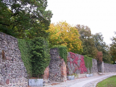 Herbstliche Stadtmauer
