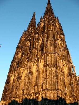 Köln Domtürme angestrahlt