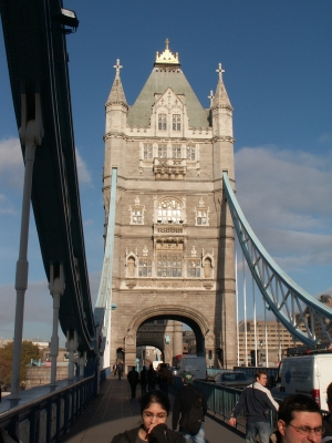 Tower Bridge im Sonnenschein