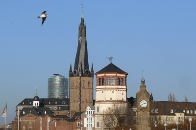 "Düsseldorf"