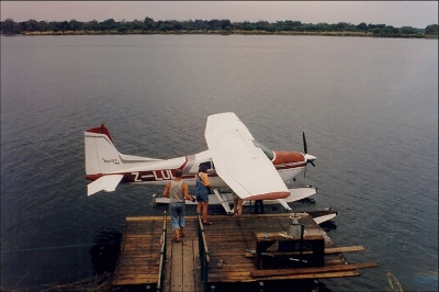 Wasserflugzeug auf dem Zambezi